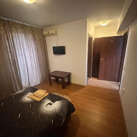 בית הארחה Pensiunea Artemis קריובה